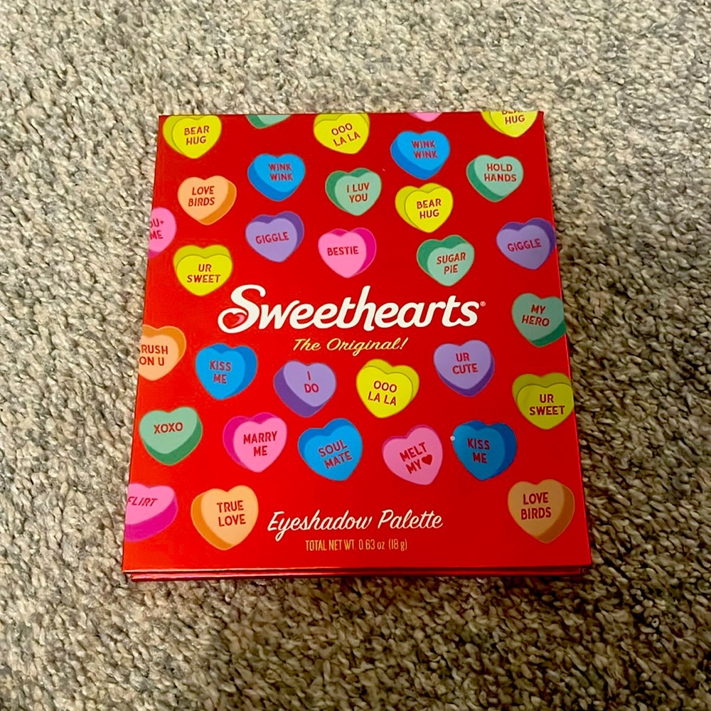 Sweetheart Eyeshadow Palette
